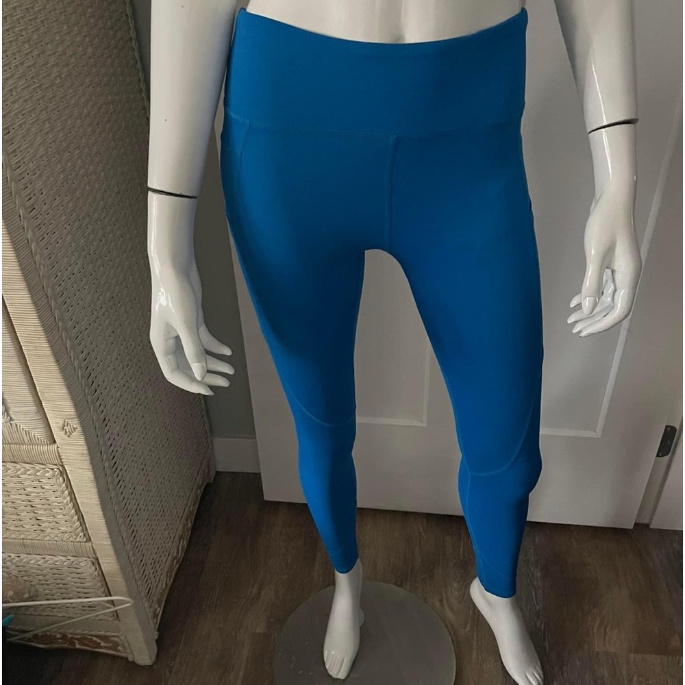 Zyia Leggings with Pockets